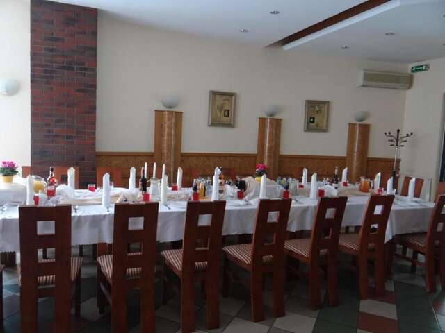 Отель Hotel Restauracja Kinga Катовице-45